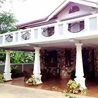 Tonita Villa 尼甘布 招待所